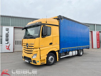 Plachtové nákladné vozidlo MERCEDES-BENZ Actros 1842