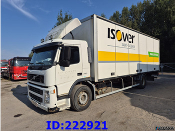 Skříňový nákladní auto VOLVO FM9 260