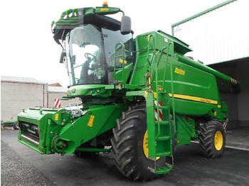 Obilný kombajn JOHN DEERE T660