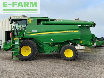 Obilný kombajn JOHN DEERE T670