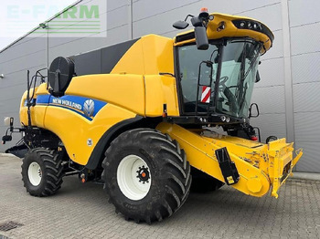 Obilný kombajn NEW HOLLAND CX series