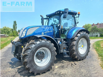 Traktor NEW HOLLAND T7.270