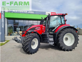 Traktor VALTRA T214