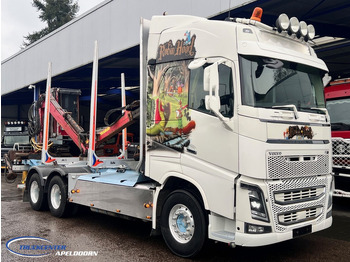 Nákladné vozidlo na prepravu dreva VOLVO FH 750