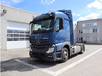 Ťahač MERCEDES-BENZ Actros 1843