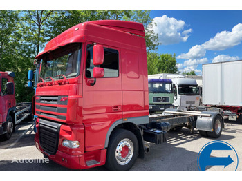 Podvozek s kabinou DAF XF 105 410