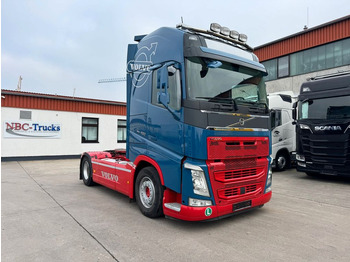 Nákladné vozidlo na prepravu automobilov VOLVO FH 460