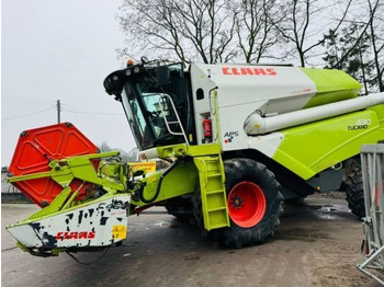 Obilný kombajn CLAAS Tucano 430