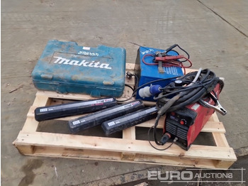 Stavebné zariadenia Sealey 230Volt Welder, Draper 230Volt Battery Charger/Starter, Makita TW1000 110Volt Impact Wrench, Sealey Micrometer Torqe Wrench (3 of): obrázok 4