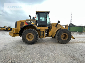 Kolesový nakladač CATERPILLAR 962M