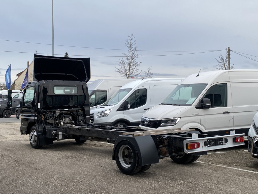 Podvozek s kabinou Mitsubishi Fuso Canter 5,8m Euro6d Klimaaut. Tempomat: obrázok 10