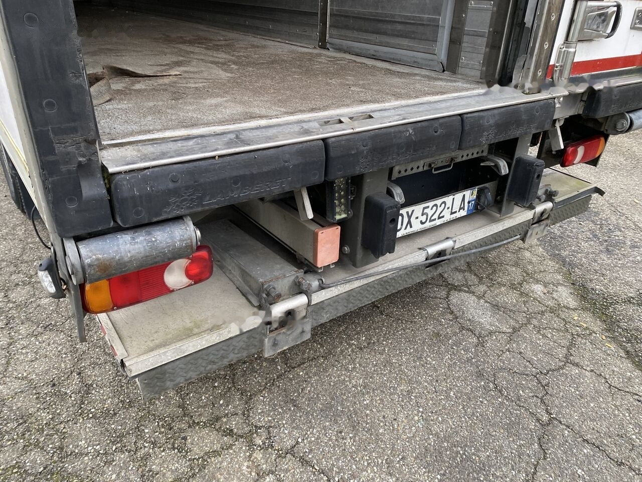 Chladirenské nákladné vozidlo Renault D240 /LAMBERET/CARRIER 1150 *A REPARER: obrázok 36