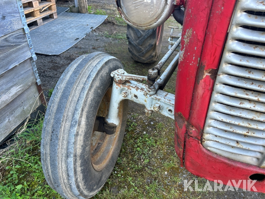 Traktor Traktor Massey-Ferguson 35x: obrázok 6