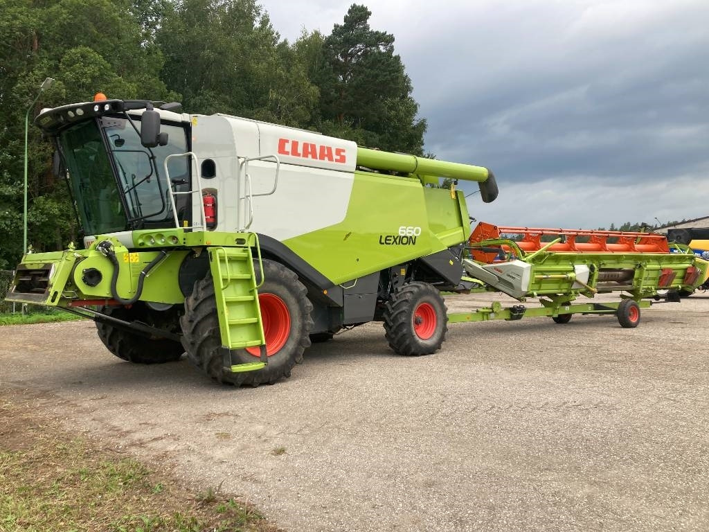 Obilný kombajn Claas Lexion 660: obrázok 8