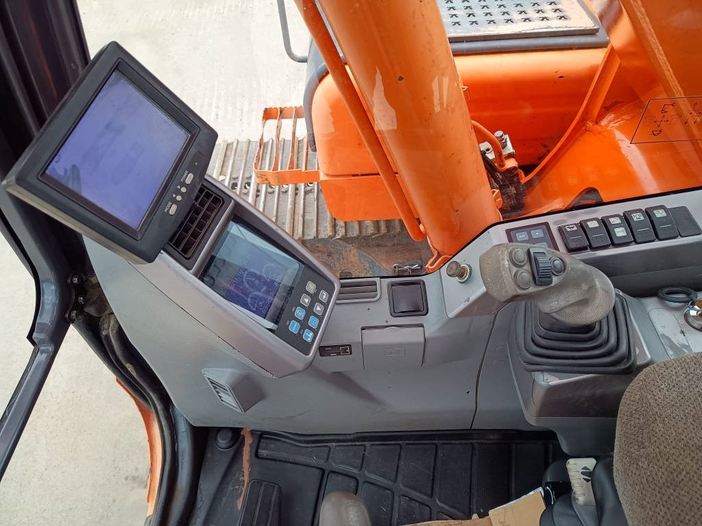 Leasing Doosan DX140LC KALLISTAJA+PYÖRITTÄJÄ  Doosan DX140LC KALLISTAJA+PYÖRITTÄJÄ: obrázok 14