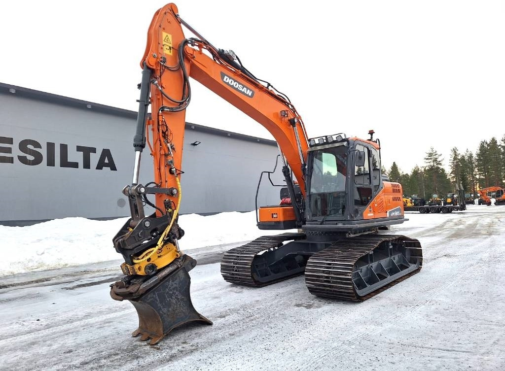 Leasing Doosan DX160LCH-5 METSÄALUSTA PYÖRITTÄJÄLLÄ  Doosan DX160LCH-5 METSÄALUSTA PYÖRITTÄJÄLLÄ: obrázok 10