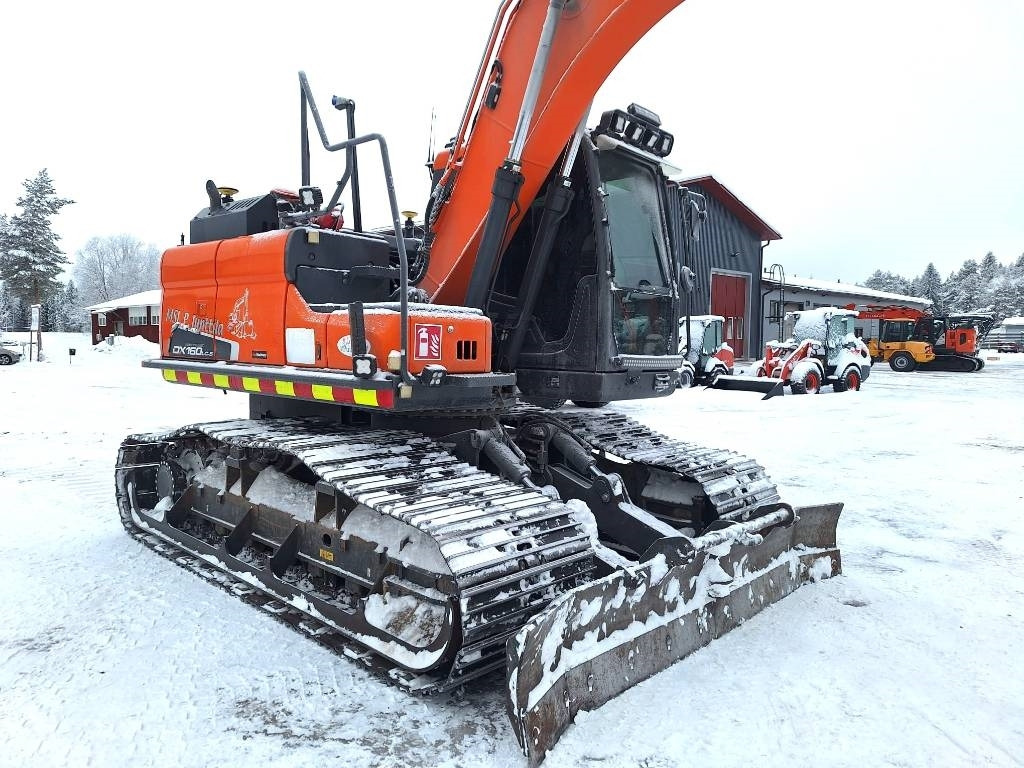 Leasing Doosan DX160LCH-5 METSÄMALLI -HUIPPUVARUSTEET-  Doosan DX160LCH-5 METSÄMALLI -HUIPPUVARUSTEET-: obrázok 6