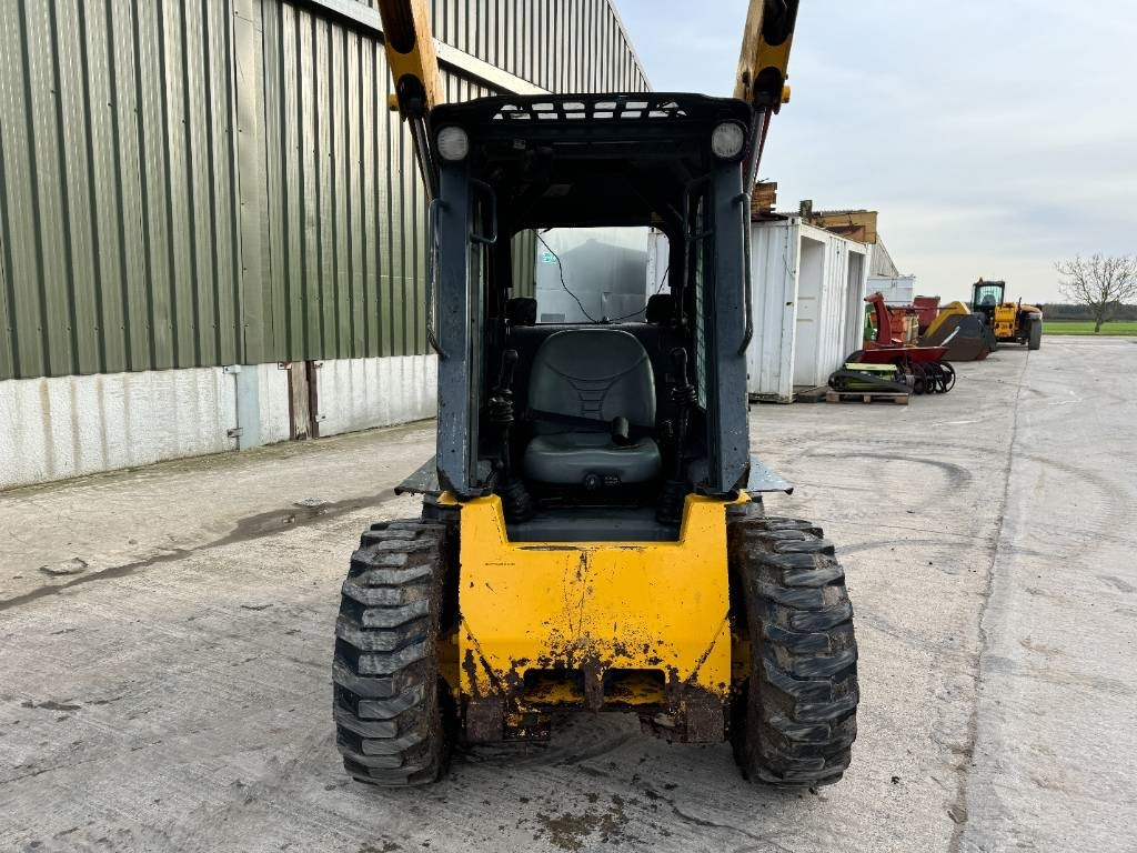 Šmykom riadený nakladač Gehl R 135 Skid Steer: obrázok 8