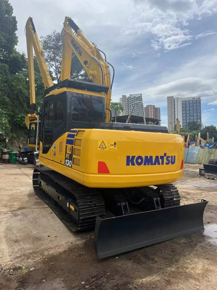 Mini rýpadlo Komatsu PC 130: obrázok 11