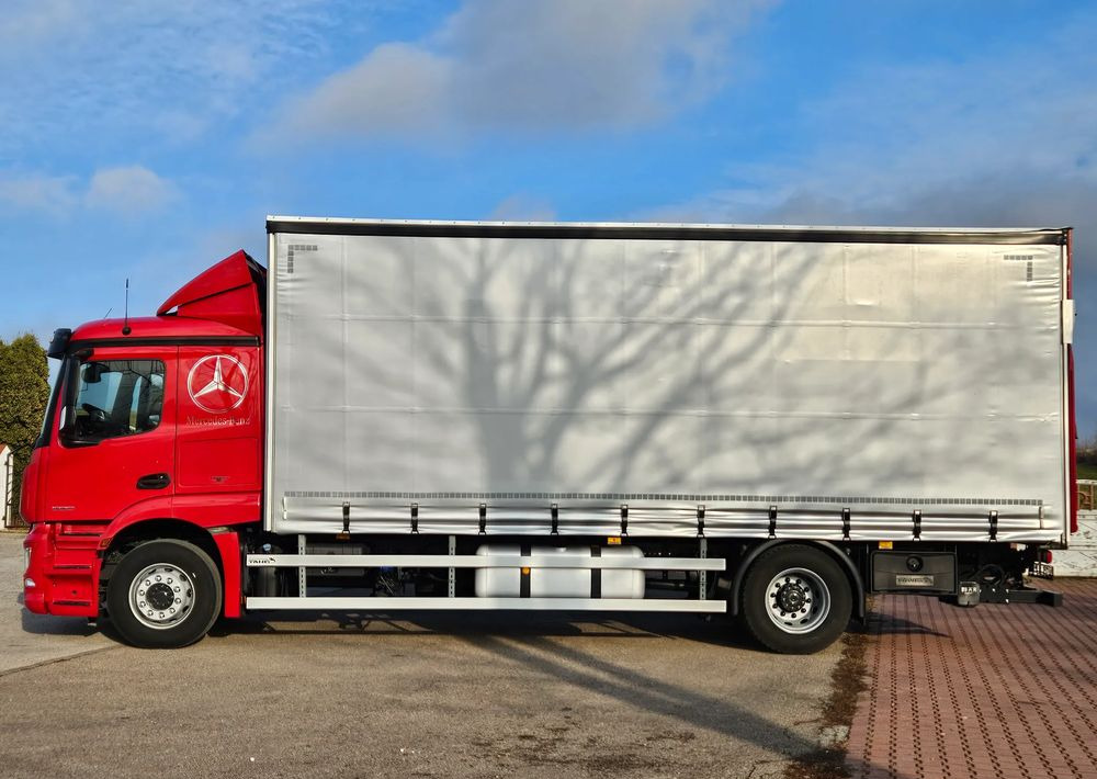 Plachtové nákladné vozidlo Mercedes-Benz ACTROS 1830/1827/1832/FIRANKA/WINDA/DO BYDŁA/DO ŻYWCA/18 EUROPALET/AUTOMAT/Z NIEMIEC/2017/DUŻA ŁADOWNOŚĆ: obrázok 9