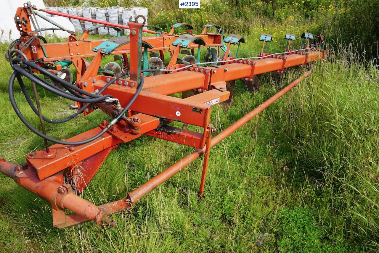 Pluh Kverneland BA3 6-row semi-plough: obrázok 6