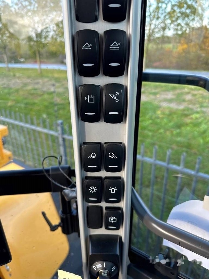 Nový Kolesový nakladač Volvo L220H: obrázok 22