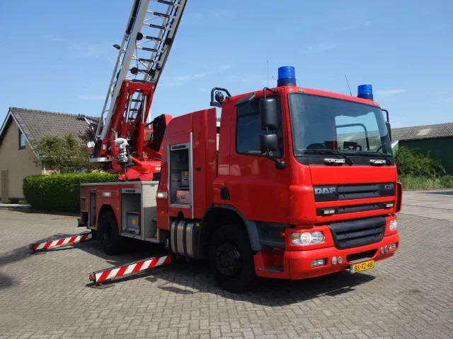 Nákladné auto DAF CF 75.310 magirius 30 meter: obrázok 6