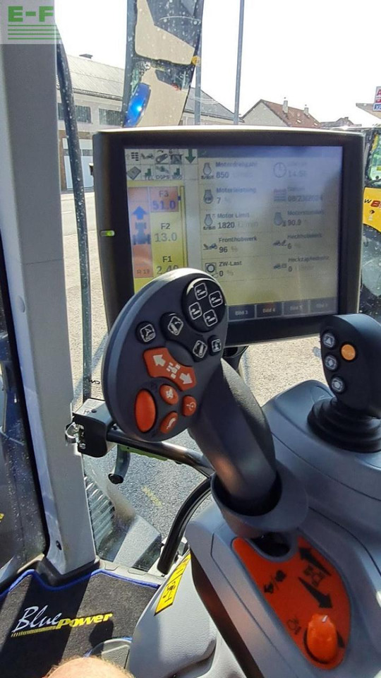 Traktor New Holland t6.180 auto command (stage v): obrázok 13