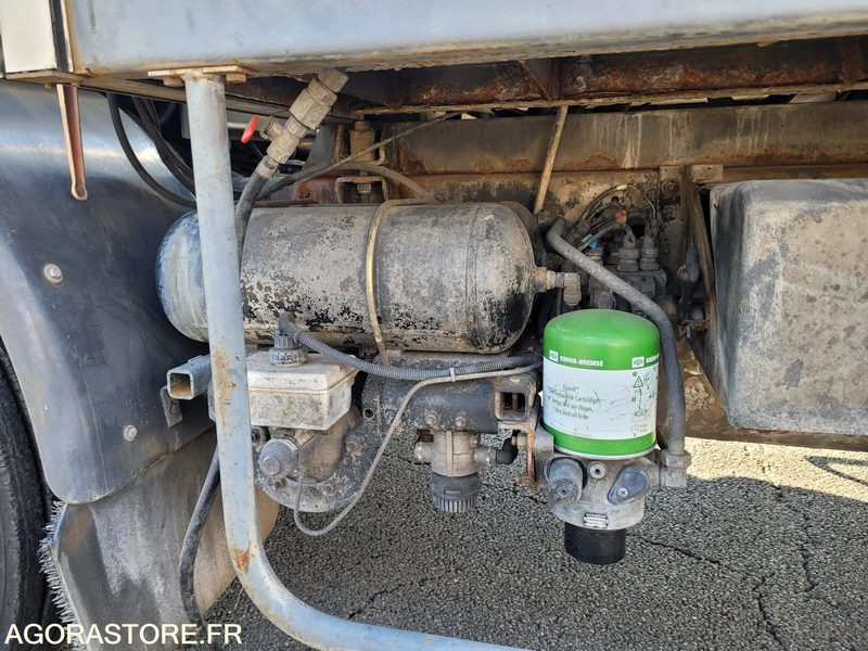 Zametacie vozidlo ARROSEUSE RENAULT DIESEL AVEC EQUIPEMENT SEMAT - 987ALX57: obrázok 13