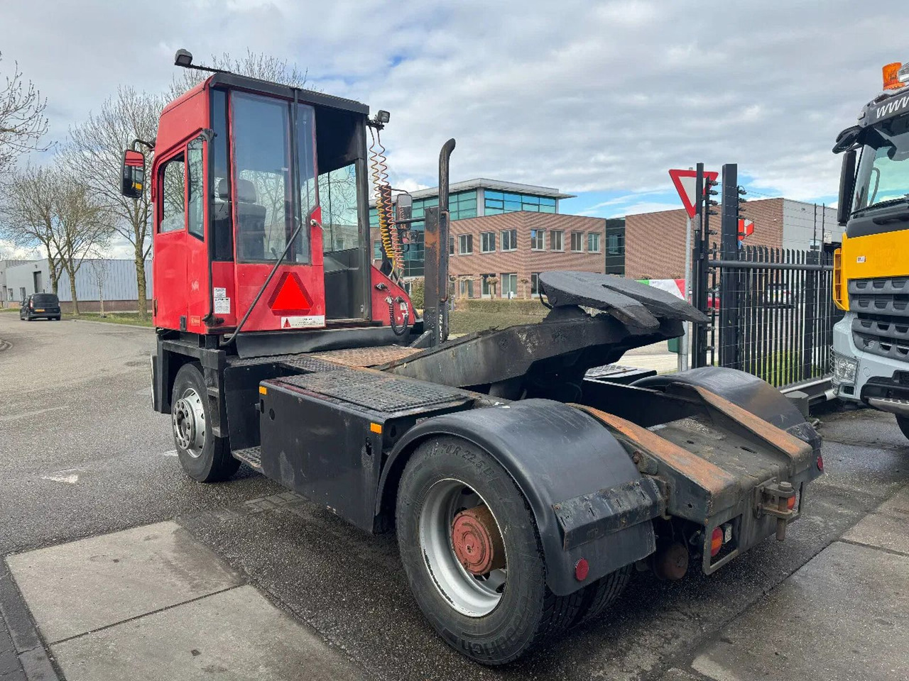 Leasing  Kalmar TT612D 4X2 Kalmar TT612D 4X2: obrázok 6