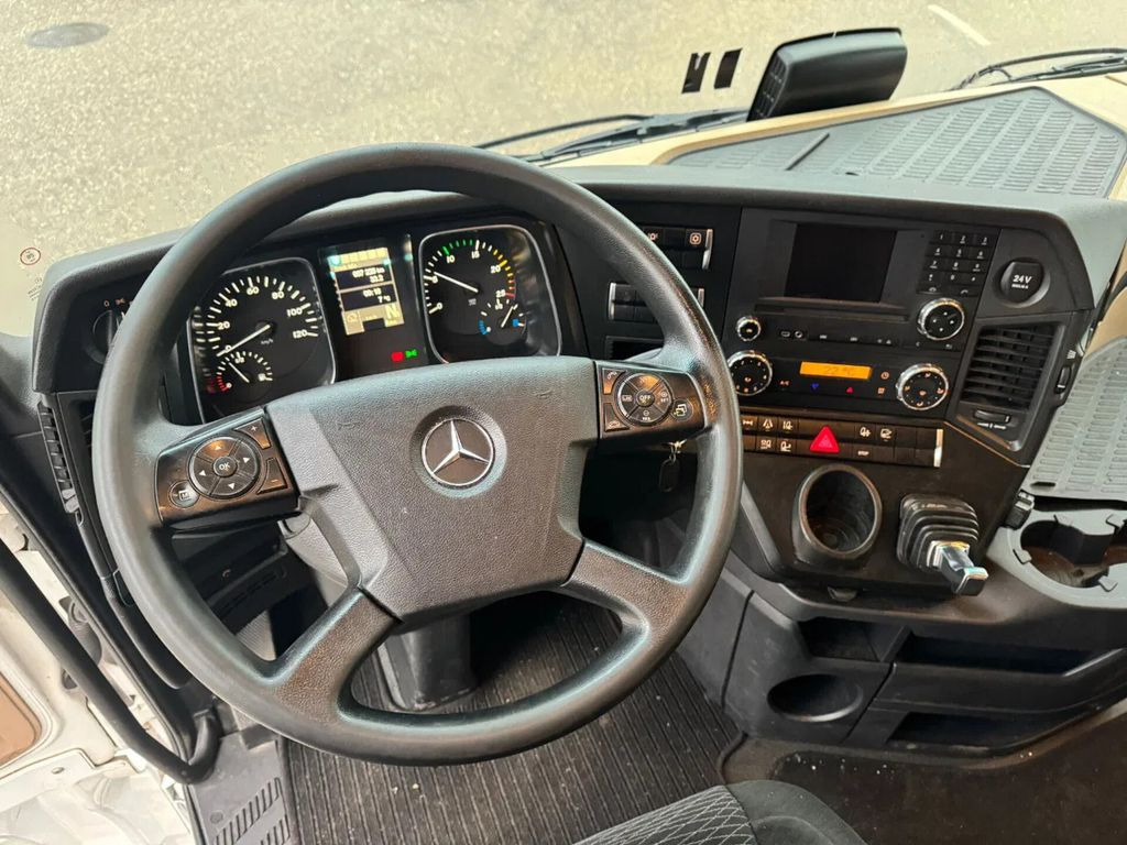 Ťahač Mercedes-Benz Actros 4X2 - EURO 6 + HEFSCHOTEL + ROCKINGER VAN: obrázok 10