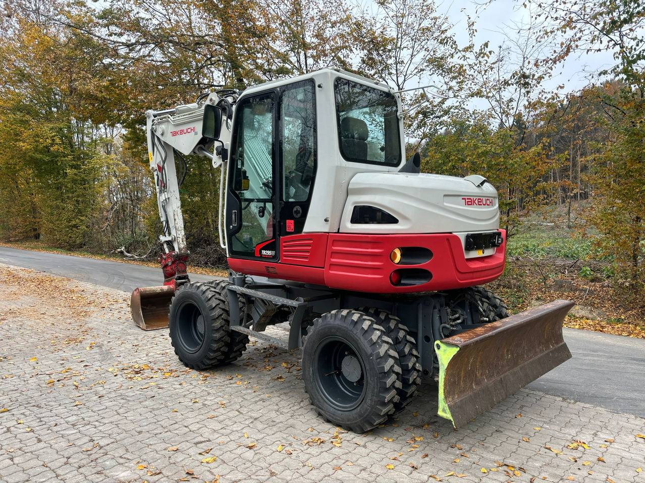 Kolesové rýpadlo TAKEUCHI TB 295 W: obrázok 6