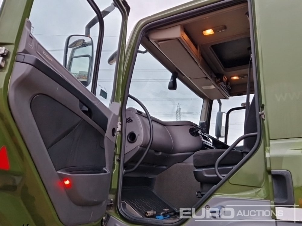 Plachtové nákladné vozidlo 2017 DAF CF320: obrázok 29