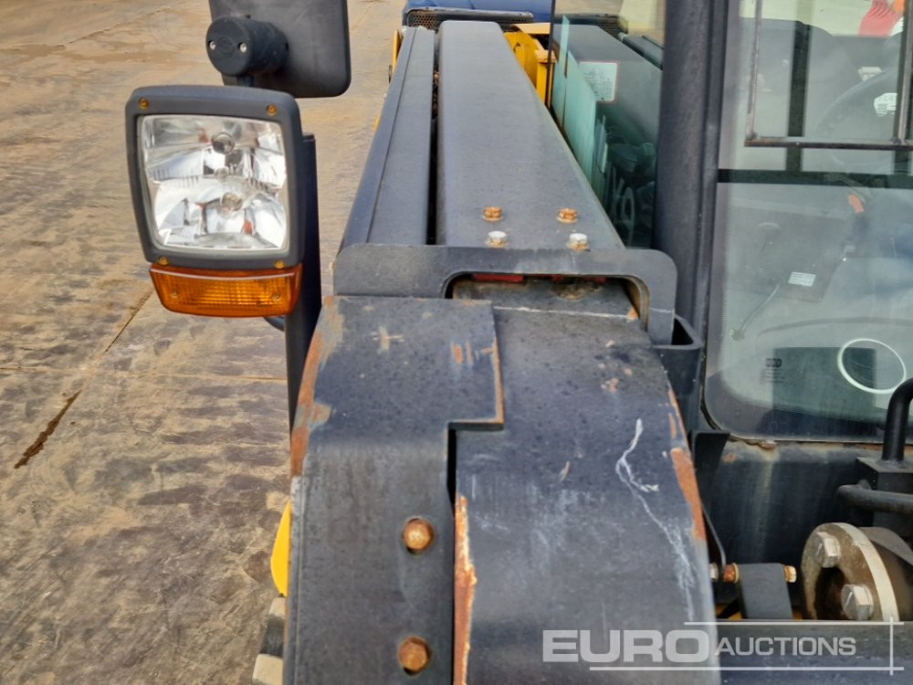 Teleskopický nakladač 2019 JCB 520-40: obrázok 19