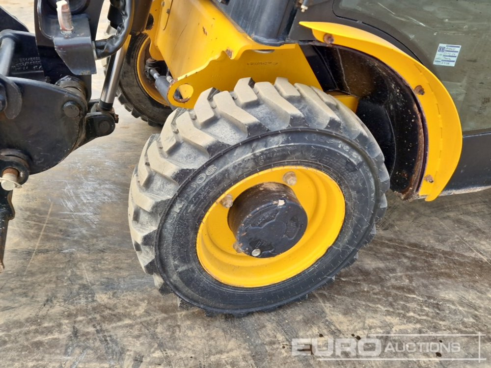 Teleskopický nakladač 2019 JCB 520-40: obrázok 9