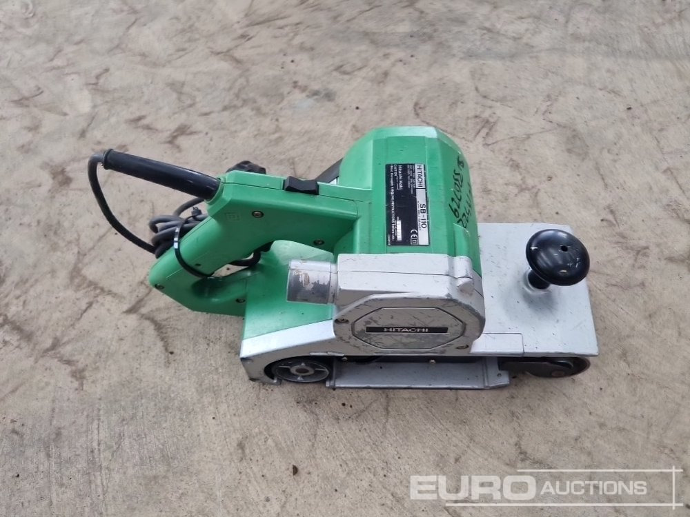 Stavebné zariadenia Hitachi SB-10 240 Volt Belt Sander: obrázok 6