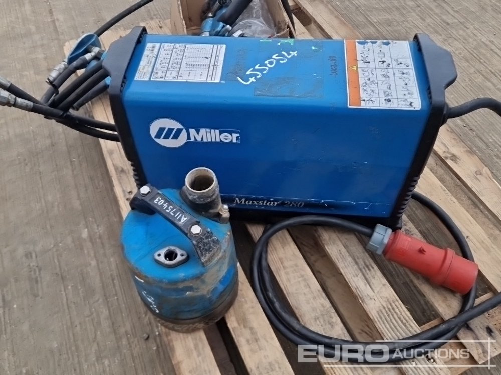 Stavebné zariadenia Hydraulic Impact Wrench (2 of), Miller 415Volt Welder, Submersible Pump: obrázok 13